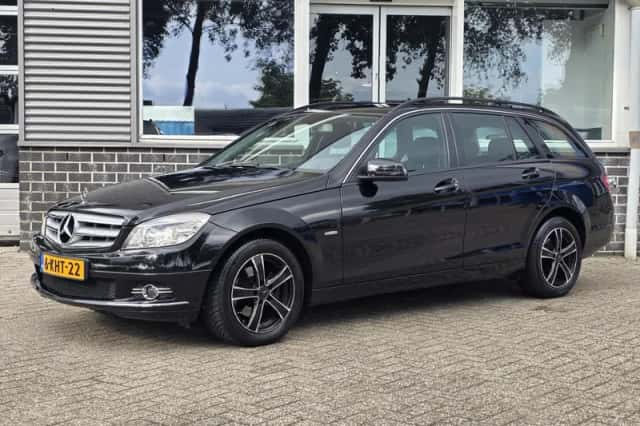 Mercedes-Benz C-Klasse (2009) thumbnail 4
