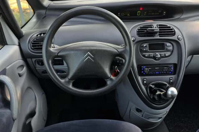 Citroën Xsara Picasso (2003) thumbnail 2