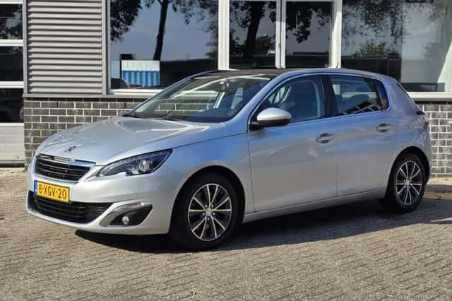 Peugeot 308 (2014) thumbnail 4