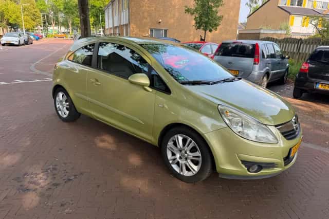 Opel Corsa (2007) thumbnail 1