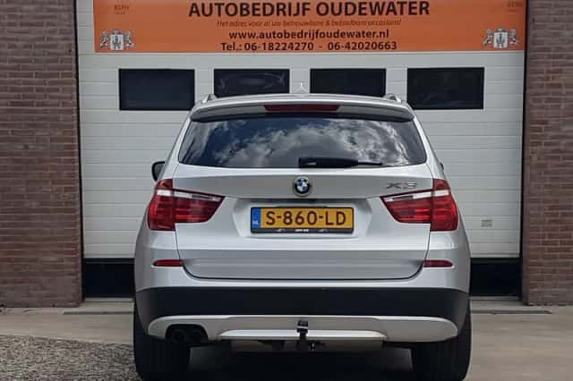 BMW X3 (2011) thumbnail 6