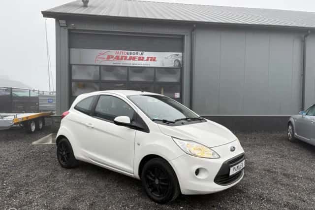 Ford Ka (2016) thumbnail 3
