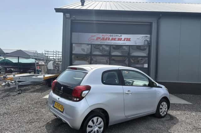 Peugeot 108 (2014) thumbnail 2