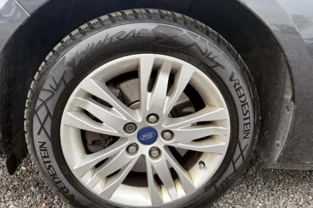 Ford Mondeo (2010) thumbnail 5