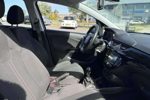 Opel Corsa (2018) thumbnail 4
