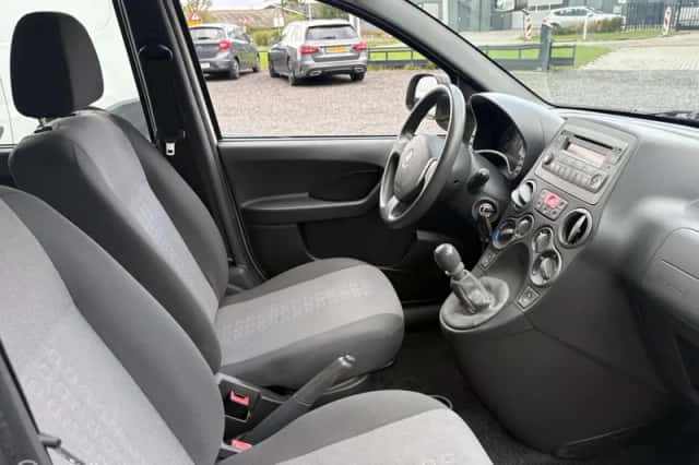 Fiat Panda (2012) thumbnail 3