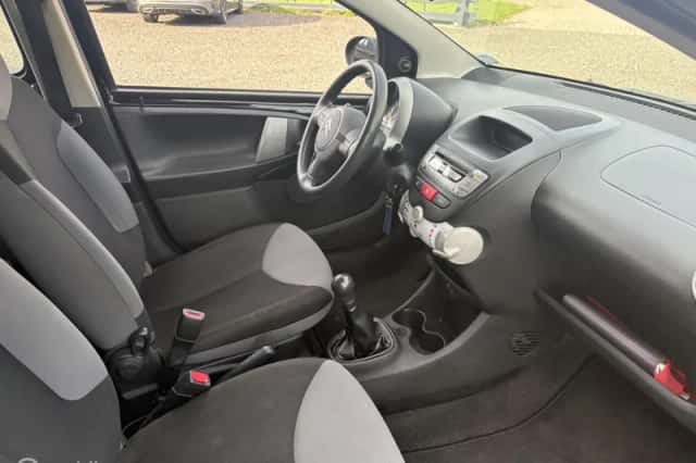 Citroën C1 (2012) thumbnail 3