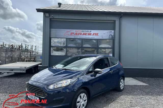 Ford Fiesta (2016) thumbnail 1