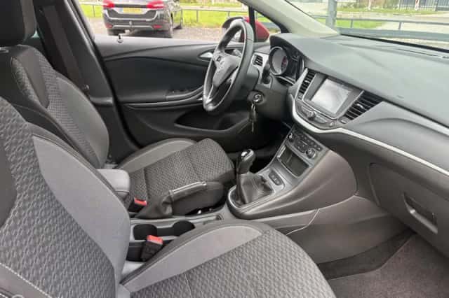 Opel Astra (2020) thumbnail 5