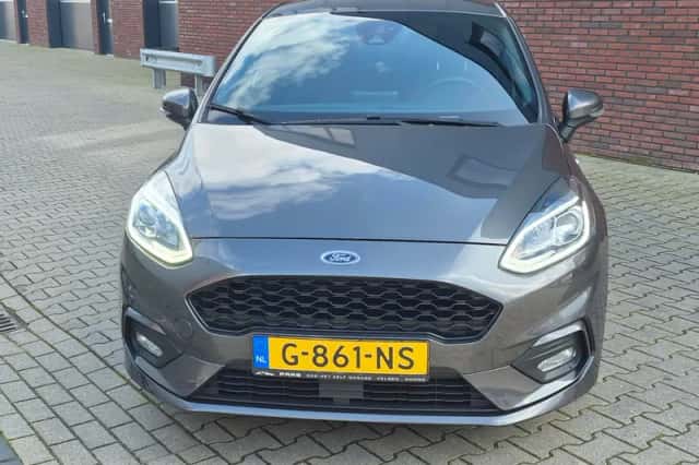 Ford Fiesta (2019) thumbnail 2
