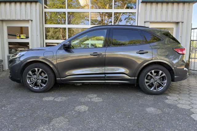 Ford Kuga (2020) thumbnail 3