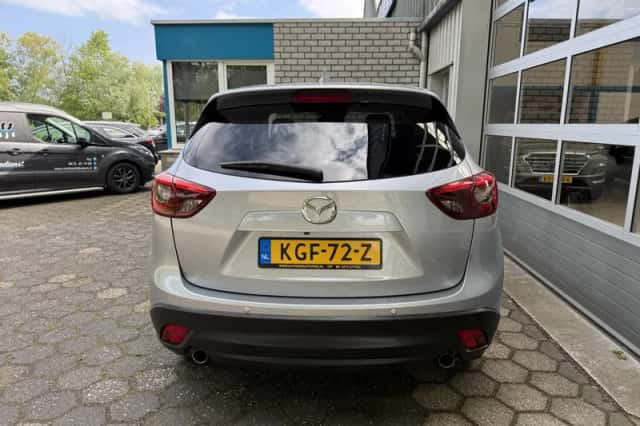 Mazda CX-5 (2016) thumbnail 5