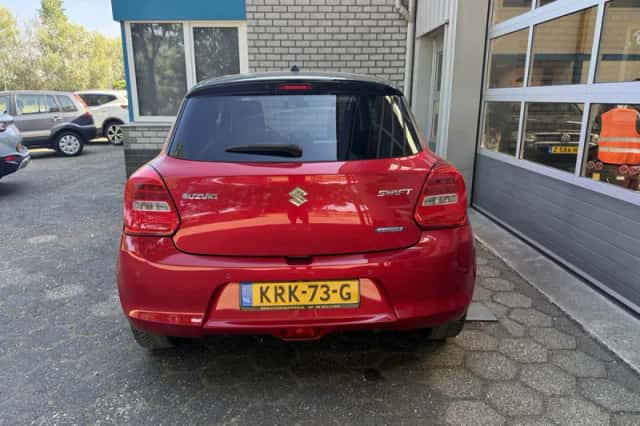 Suzuki Swift (2020) thumbnail 5
