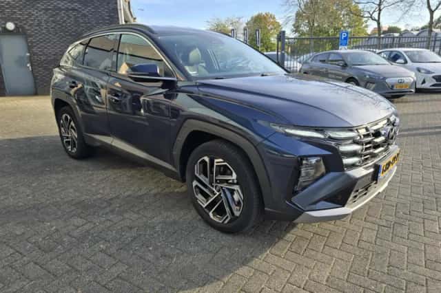 Hyundai Tucson (2024) thumbnail 2
