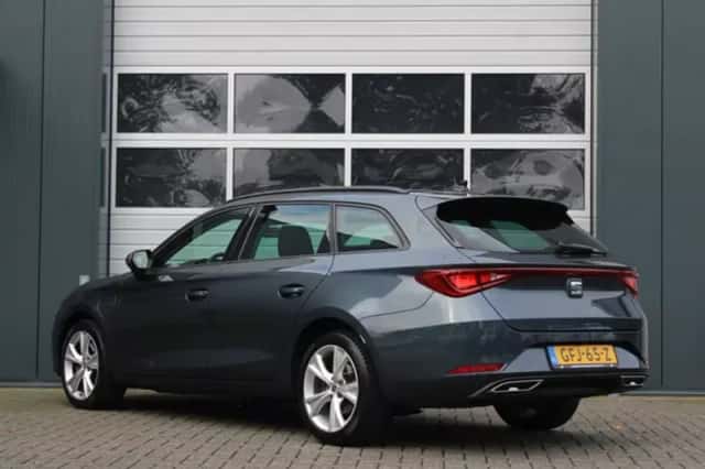 SEAT Leon Sportstourer (2021) thumbnail 4