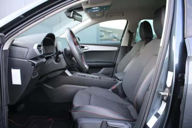 SEAT Leon Sportstourer (2021) thumbnail 6