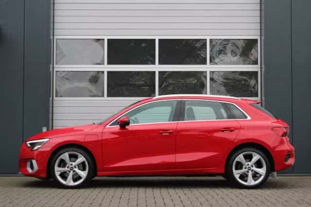 Audi A3 (2021) thumbnail 3
