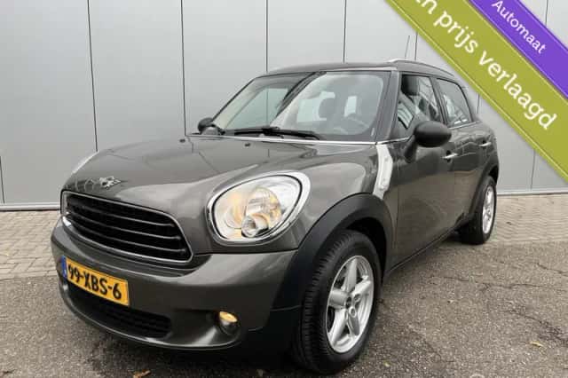 MINI Countryman (2012) thumbnail 2