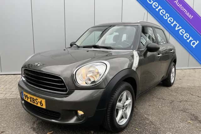 MINI Countryman (2012) thumbnail 2