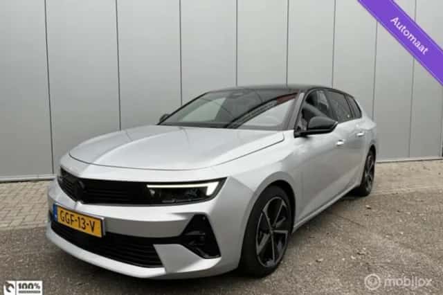 Opel Astra (2024) thumbnail 2