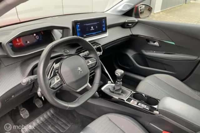 Peugeot 208 (2020) thumbnail 5