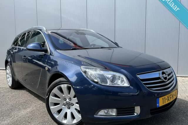 Opel Insignia (2012) thumbnail 1