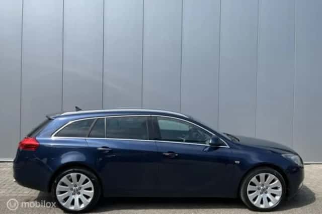 Opel Insignia (2012) thumbnail 5