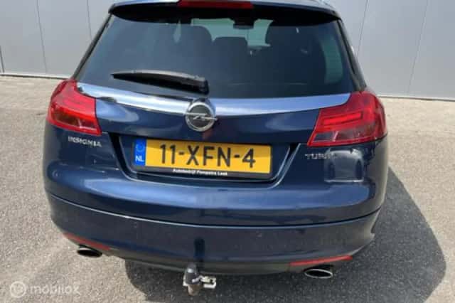 Opel Insignia (2012) thumbnail 6