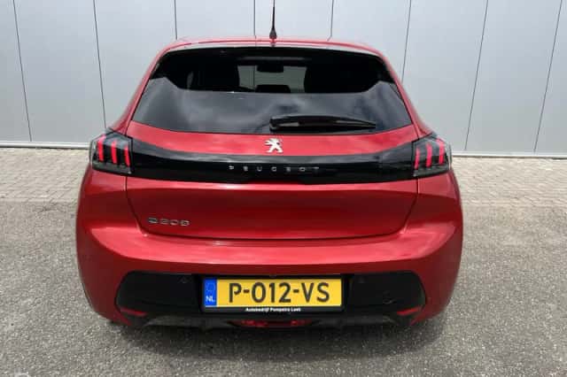 Peugeot e-208 (2022) thumbnail 6