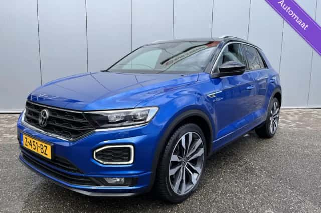 Volkswagen T-Roc (2021) thumbnail 3