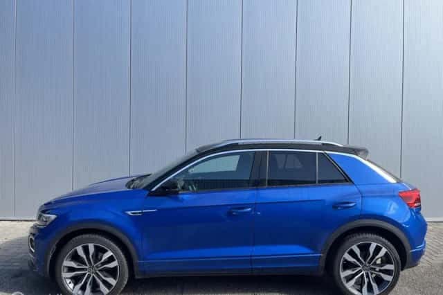 Volkswagen T-Roc (2021) thumbnail 4