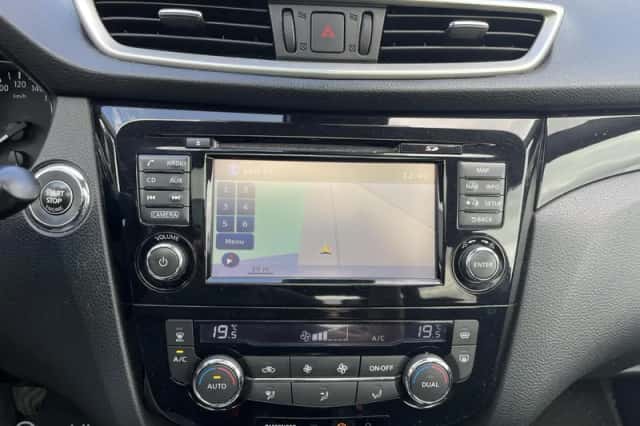 Nissan Qashqai (2016) thumbnail 4