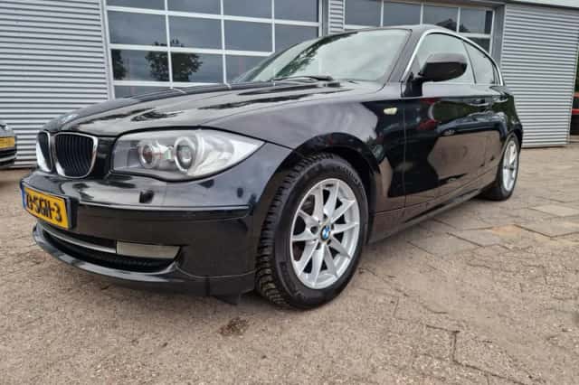 BMW 1-Serie (2011) thumbnail 1