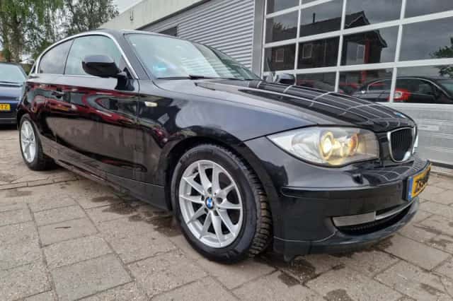 BMW 1-Serie (2011) thumbnail 3