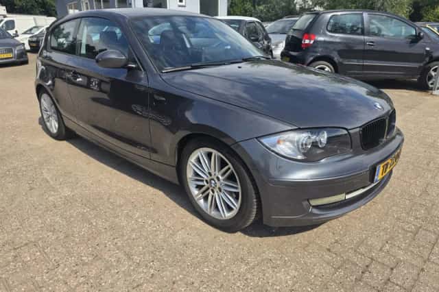 BMW 1-Serie (2008) thumbnail 5