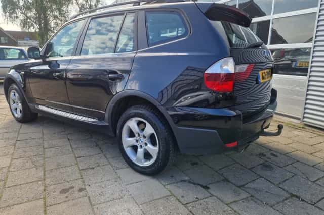BMW X3 (2007) thumbnail 3