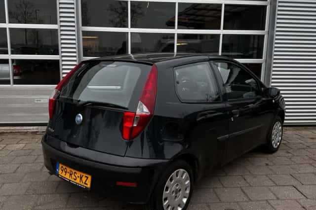 Fiat Punto (2005) thumbnail 2