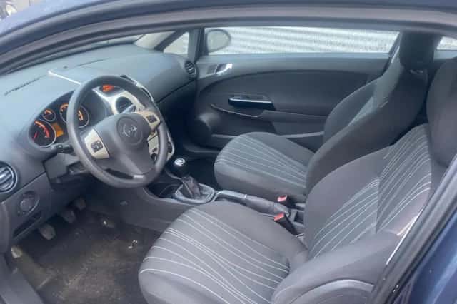 Opel Corsa (2008) thumbnail 5