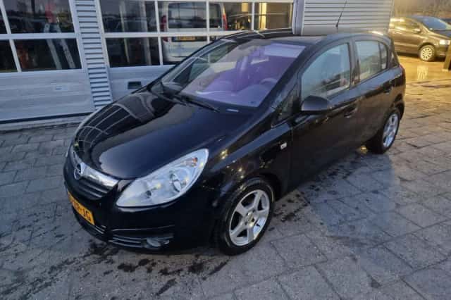 Opel Corsa (2008) thumbnail 2