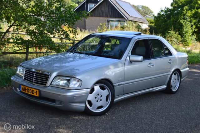 Mercedes-Benz C-Klasse (1999) thumbnail 1