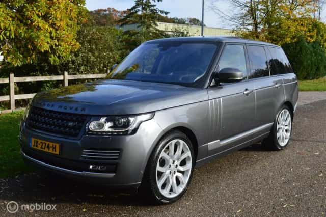 Land Rover Range Rover (2016) thumbnail 1