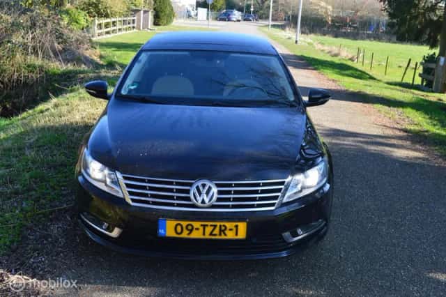 Volkswagen CC (2012) thumbnail 2