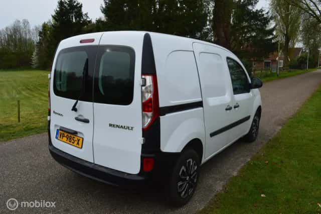 Renault Kangoo (2015) thumbnail 6