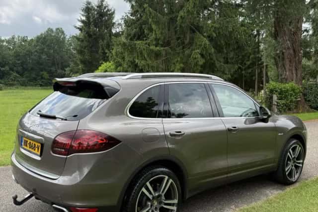 Porsche Cayenne (2014) thumbnail 5