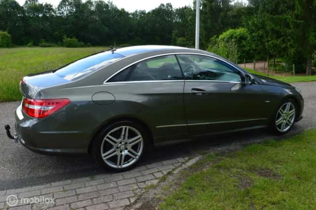 Mercedes-Benz E-Klasse (2009) thumbnail 5
