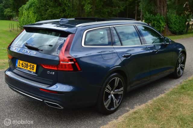 Volvo V60 (2018) thumbnail 6