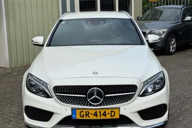 Mercedes-Benz C-Klasse (2015) thumbnail 6