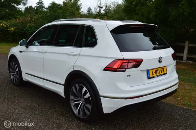 Volkswagen Tiguan (2017) thumbnail 4