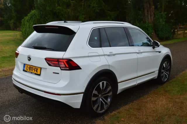 Volkswagen Tiguan (2017) thumbnail 6