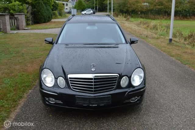 Mercedes-Benz E-Klasse (2006) thumbnail 2